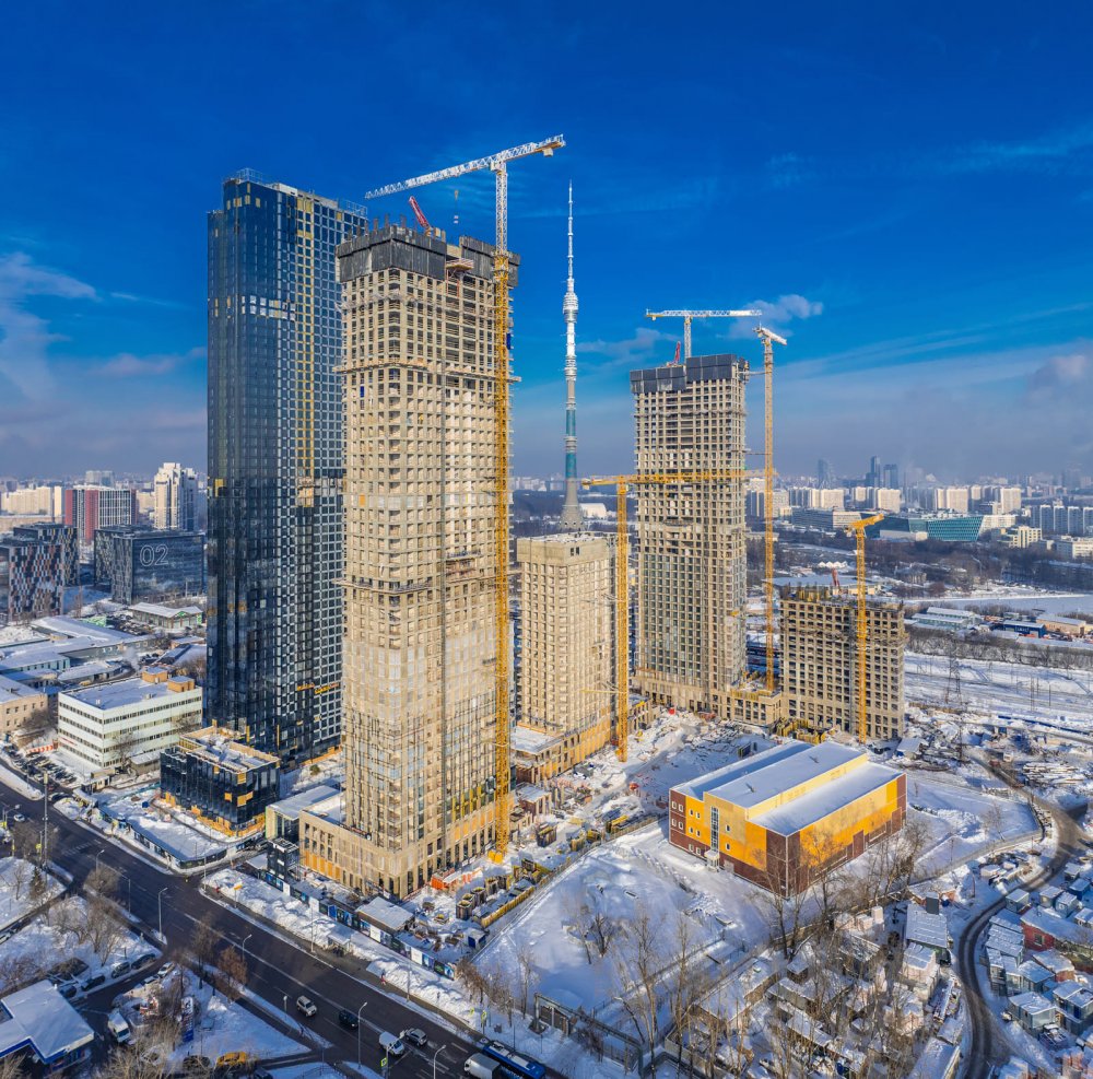 В 55-этажном корпусе в Бутырском районе полностью выполнена кладка стен