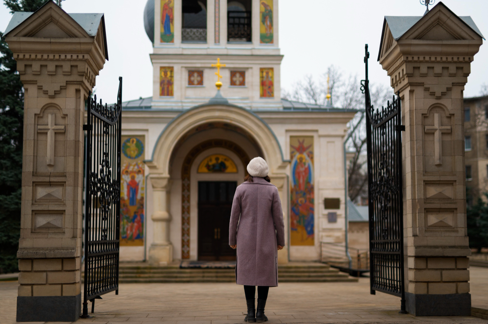 На юго-западе столицы по городской программе построено и возводится 30 храмов